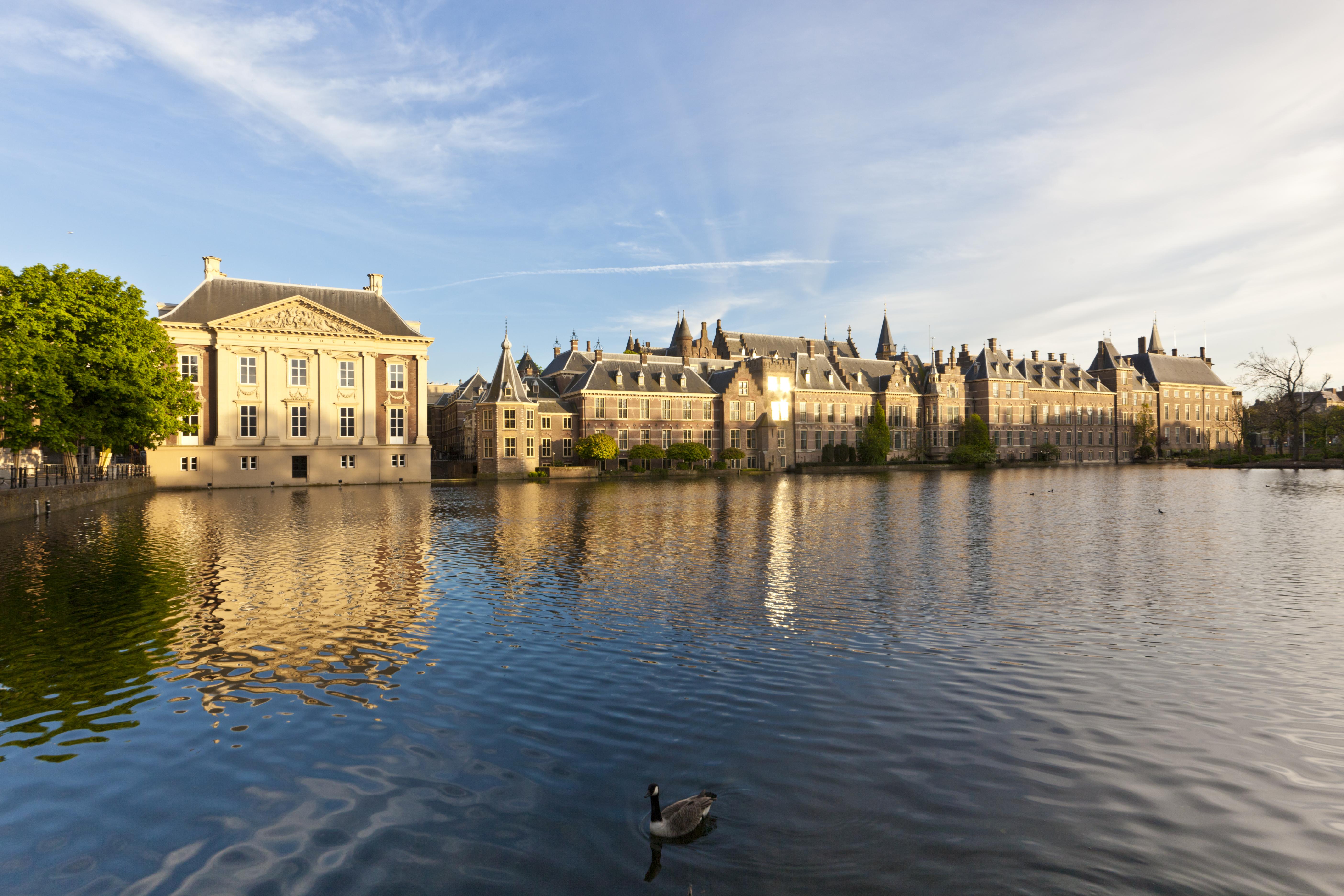 Movenpick Hotel The Hague Exterior photo